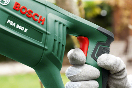 Bosch PSA 900 E prise en main